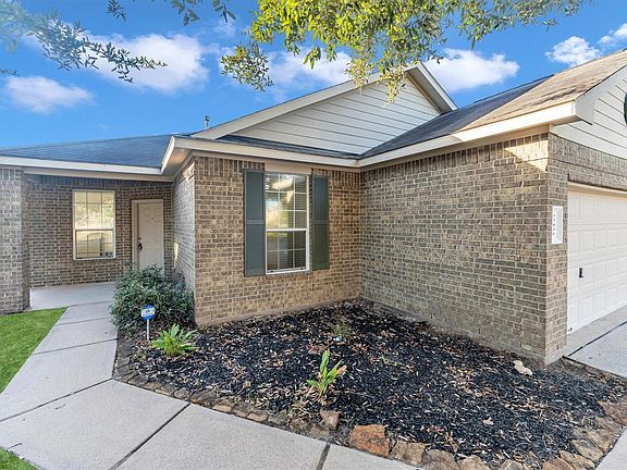 3rd image of 13035 Avery Ridge Ln