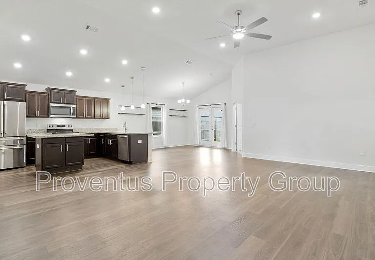 2419 Privet Berry Dr — Photo 5