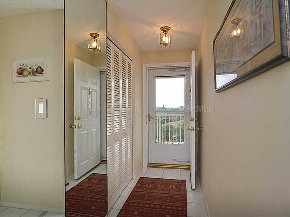 5th image of 500 The Esplanade N APT 606
