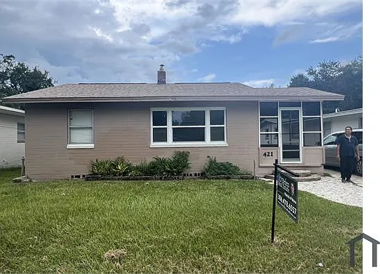 421 Jefferson St — Photo 3