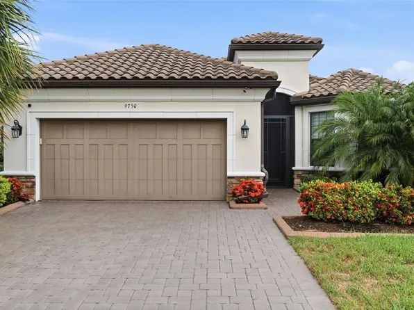 9750 Highland Park Pl, Palmetto, FL 34221