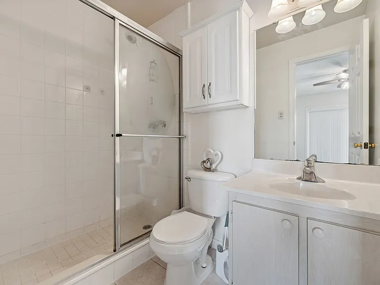 316 Georgetown Dr — Photo 17