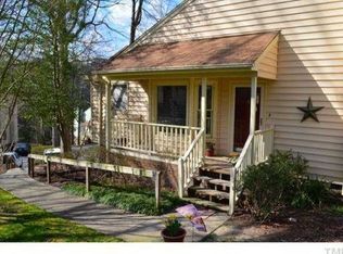 6426 English Oaks Dr, Raleigh, NC 27615