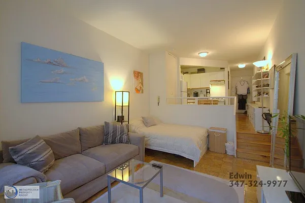 Rented by Metropolitan Property Group | media 4