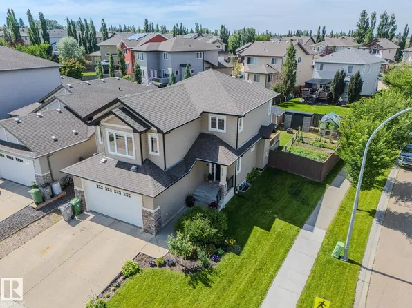 5718 42nd St, Beaumont, AB T4X 0C2