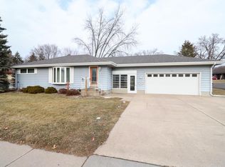 1317 Main St, Onalaska, WI 54650