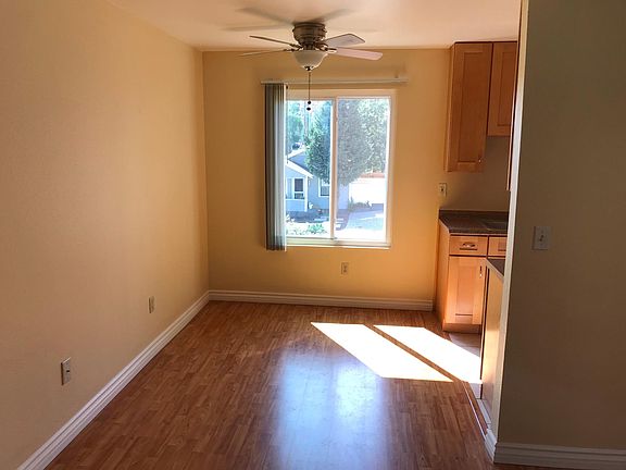 3rd image of 4009 Georgia St