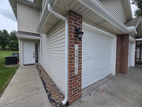 2nd image of 13621 Oak Valley Dr