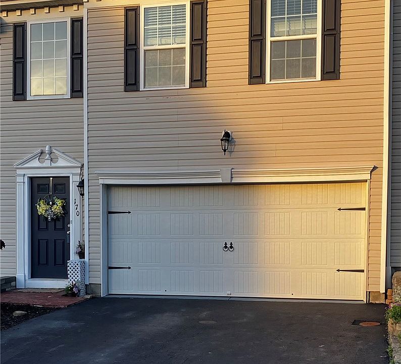 1st image of 170 Cinque Terra Pl