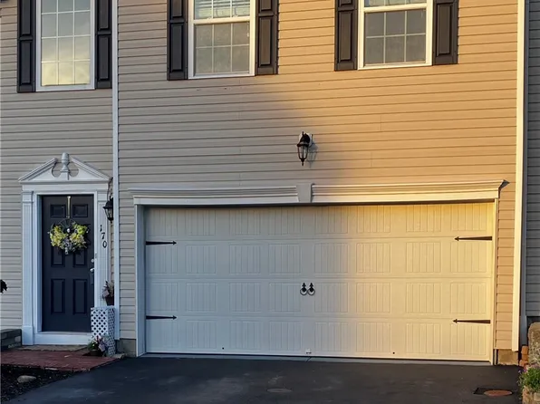 170 Cinque Terra Pl, Finleyville, PA 15332