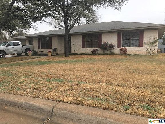 2nd image of 9216 Oak Hills Dr