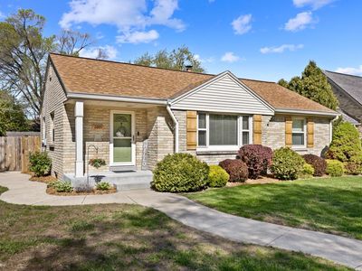 2051 South 106th STREET, West Allis, WI, 53227