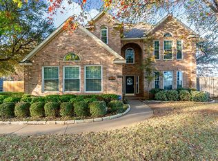 3401 Blue Forest Dr, Arlington, TX 76001