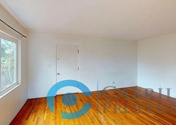 2nd image of 3552 38th St