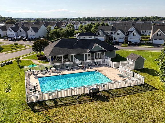2nd image of 30023 Plantation Dr