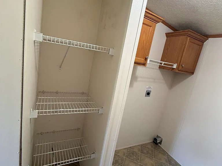 25 Donnelly Dr #38 — Photo 11