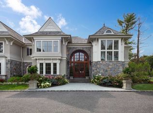 1218 Moores Hill Rd, Laurel Hollow, NY 11791