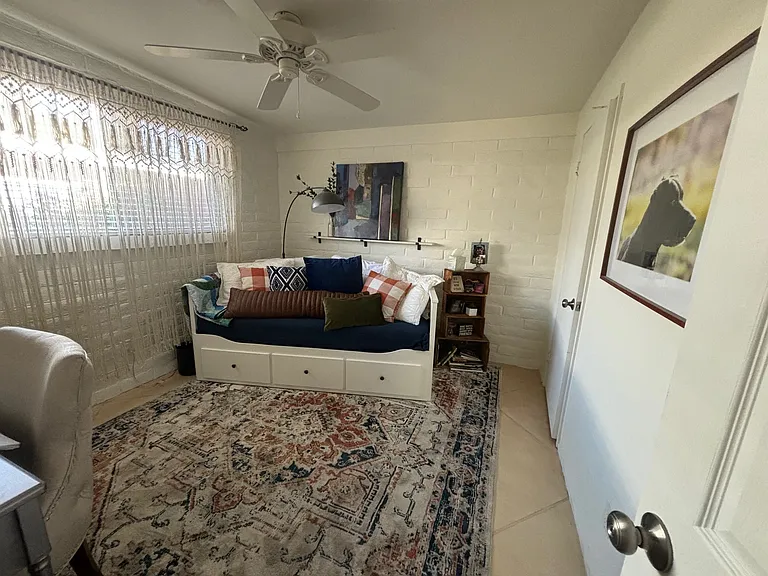 E Patricia St — Photo 8