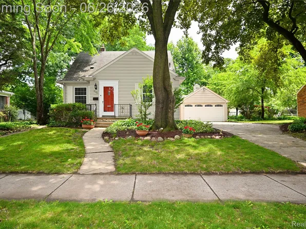 510 N Connecticut Ave, Royal Oak, MI 48067