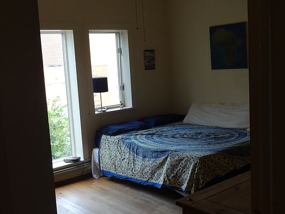 3rd image of 5847 N Kenmore Ave