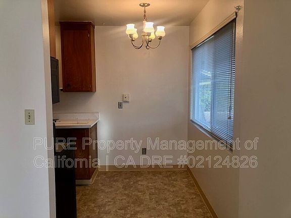 5th image of 524 6th St APT E
