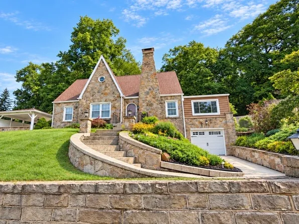 1025 Isabella Rd, Connellsville, PA 15425