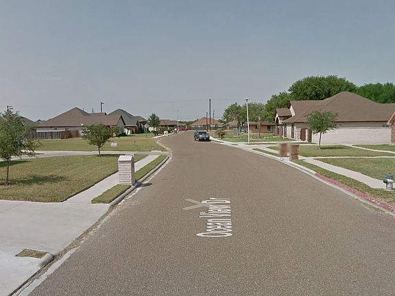 4th image of 2906 Ocean View Dr