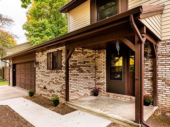 2nd image of 4194 Hailey Dr