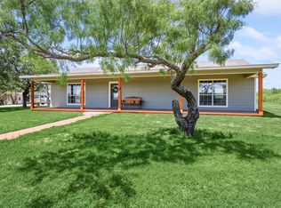 495 Edgin Rd, Bowie, TX 76230