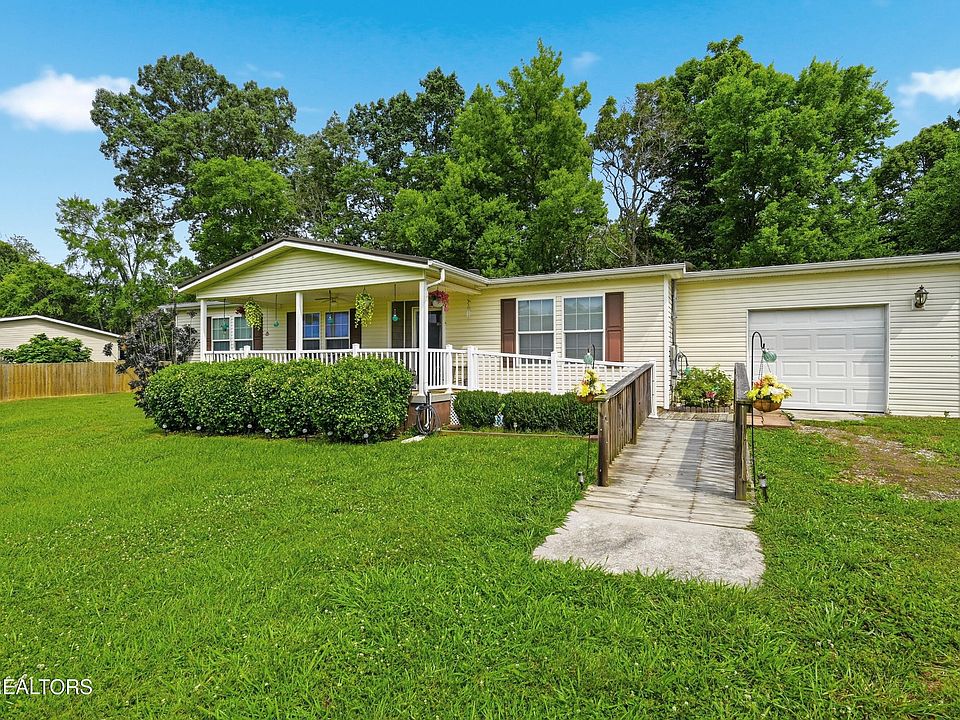 1st image of 1012 Ashley Meadows Dr