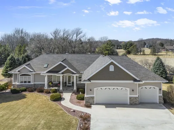 6402 Irving Drive, Sun Prairie, WI 53590