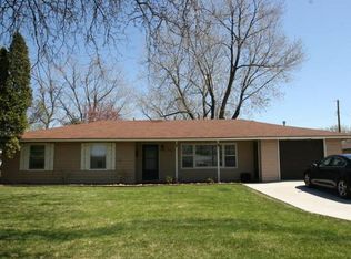 7907 6th St NE, Spring Lake Park, MN 55432