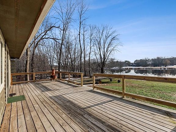 5th image of 11500 Riverview Dr