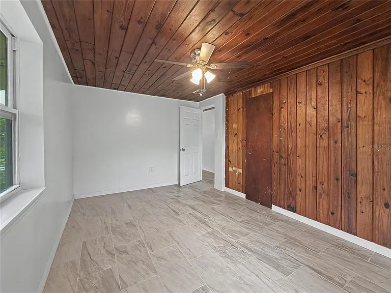 2848 W Harwood St — Photo 20