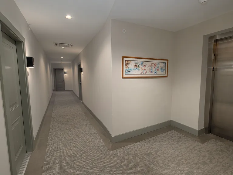 216 S Division St #307 — Photo 9