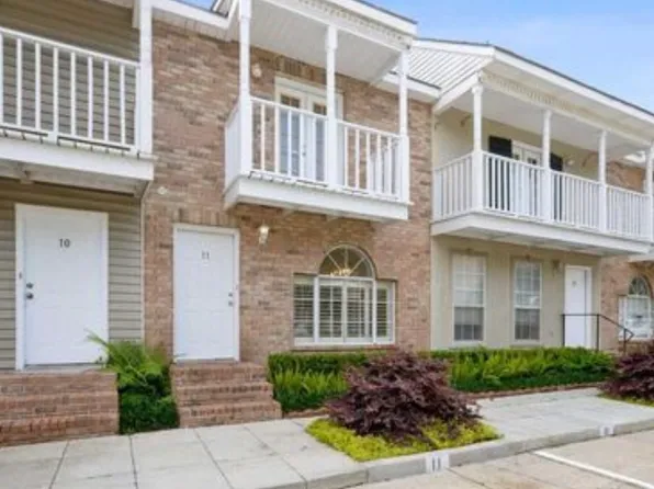 2210 Christian St APT 11, Baton Rouge, LA 70808