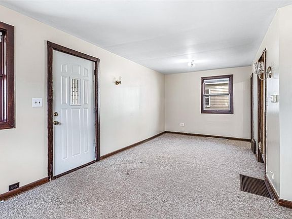 5th image of 205 South 5th Street