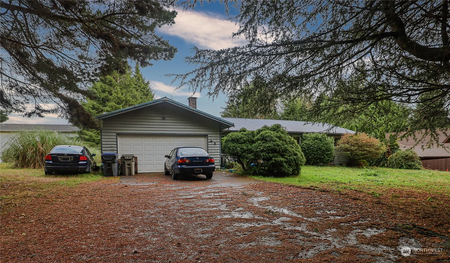 45 Schram Drive photo 1
