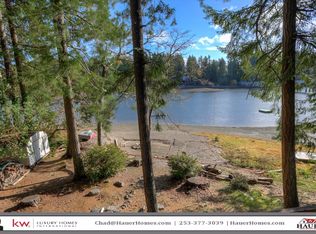 50 E Grapeview Point Rd, Allyn, WA 98524