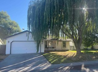71 S Kelli Loop, Nampa, ID 83687