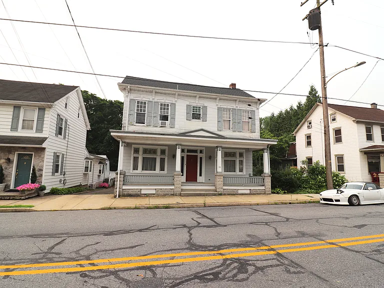 93 E Main St #1 — Photo 25