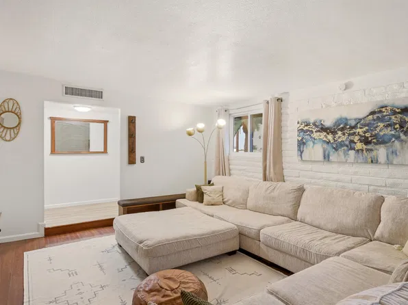 8408 E Kenyon Dr, Tucson, AZ 85710