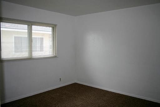 5th image of 150 Graham Ave APT 13