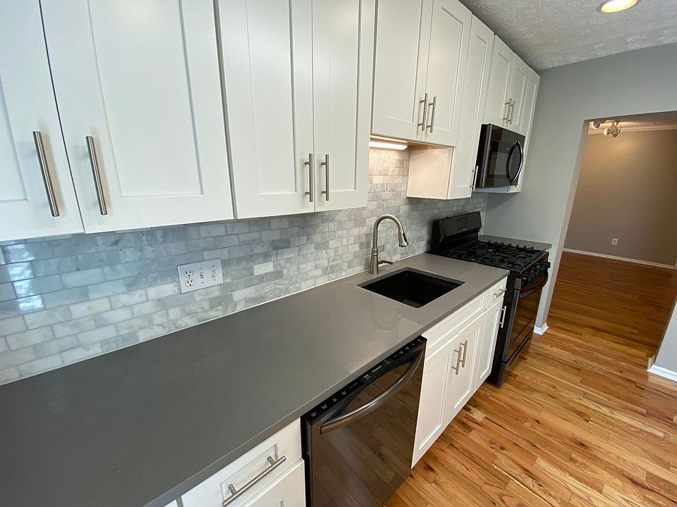 1st image of 814 Summit St #19371488