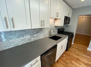 814 Summit St #19371488, Columbus, OH 43215