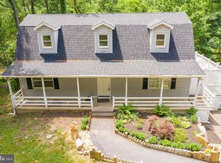 435 Lower Clubhouse Dr, Harpers Ferry, WV 25425