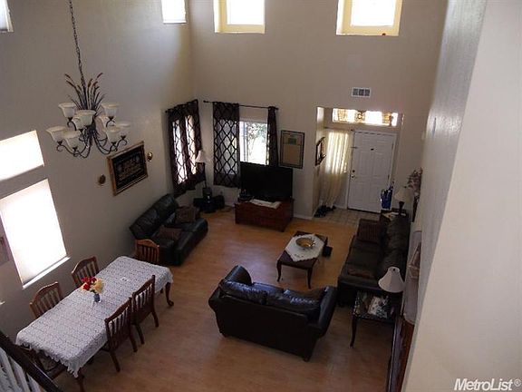 4th image of 4131 Maddie Cir