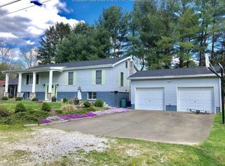 161 Durst Ln, Point Pleasant, WV 25550