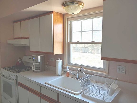 5th image of 12222 S Richard Ave