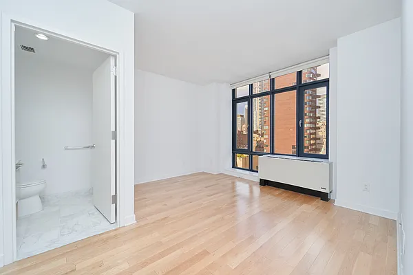 Rented by Canvas Property Group | media 29